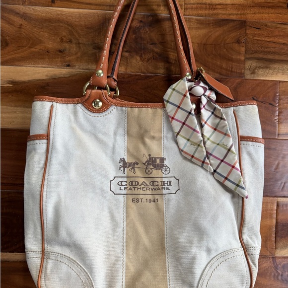 Coach Cream and Tan Leather Tote - Picture 3 of 15